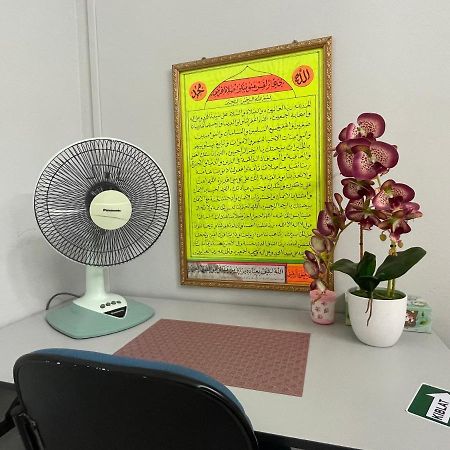 Homestaymuslim Di Teluk Intan Exterior photo